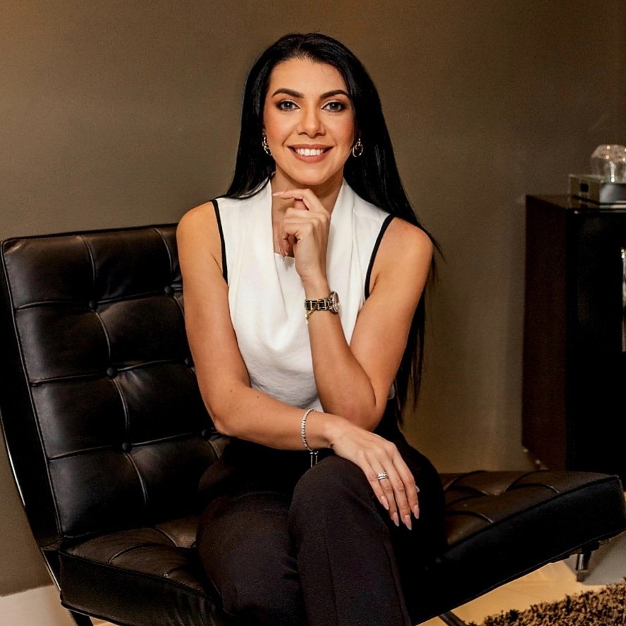 Mariana Soriano en evento inmobiliario